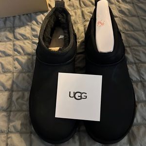 Classic Ultra Mini Uggs. Brand new. Never worn.